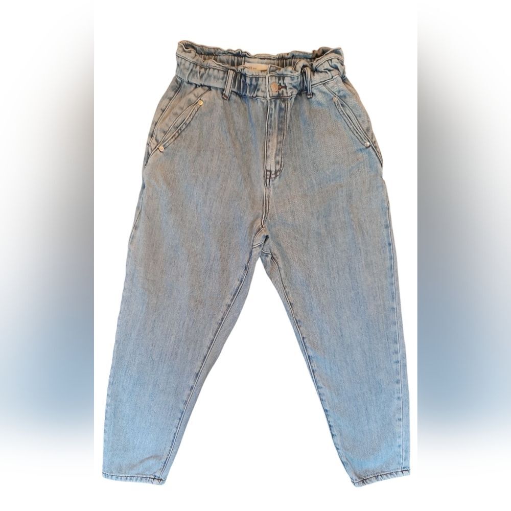 TNR Womans Jeans size Small Light Blue Wash Elastic Waistband Tapered Leg Denim